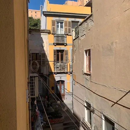 Federica 住宿加早餐酒店 *