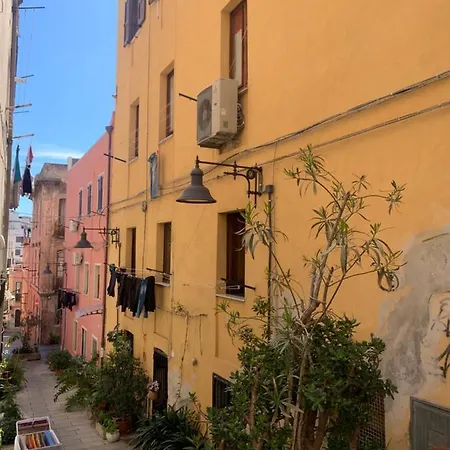 Federica 住宿加早餐酒店 *