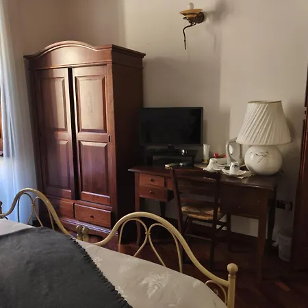 Federica Bed and Breakfast *