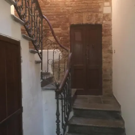فندق مبيت وإفطار Federica كالياري